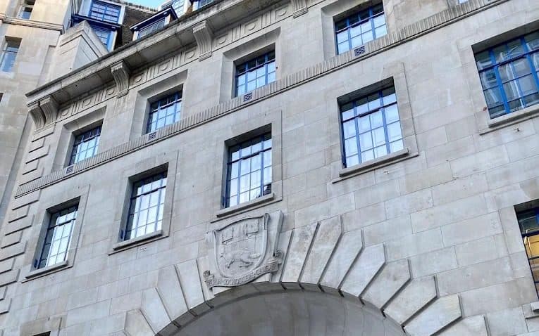 London School of Economics (LSE)